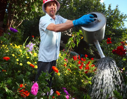 Customer tips for secure garden care payments in Islington